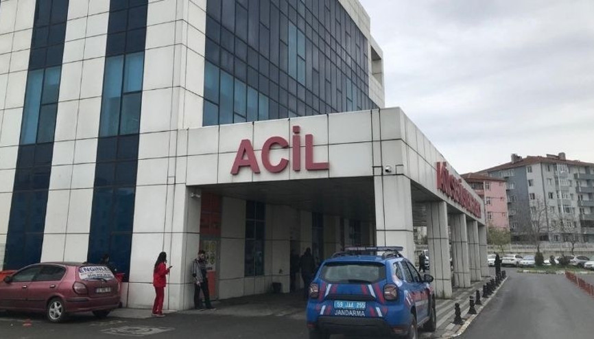 Şantaj yapan arkadaşını 7 bıçak darbesiyle öldürdü