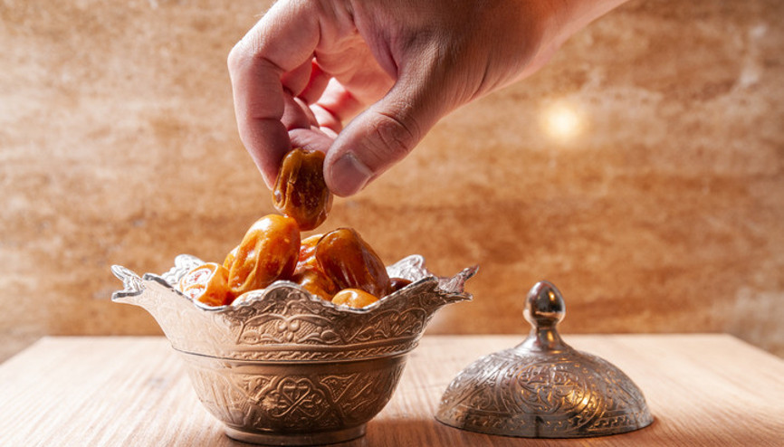 Ramazan ayında kontrolsüz atıştırmaya dikkat