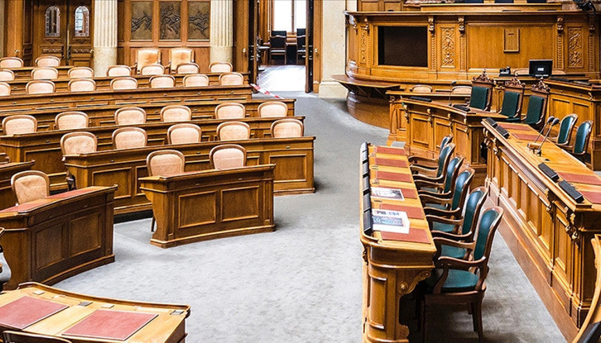 Almanyada 7 yıl eve hapsedilen kız çocuğu için dava açıldı