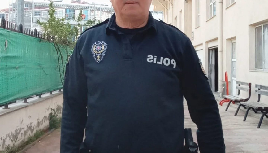 Emekliliğine 4 gün kala kazada ölen polis için tören