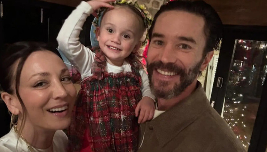 Bu mutlu ilişkinin öyle eşsiz bir sırrı var ki: Geceleri birbirimize sarılmıyoruz... Aynı yatakta bile uyumuyoruz