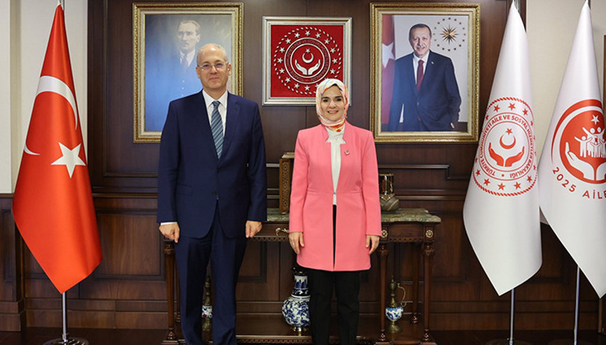 Bakan Göktaş, Mısır Ankara Büyükelçisi Elsheik ile görüştü