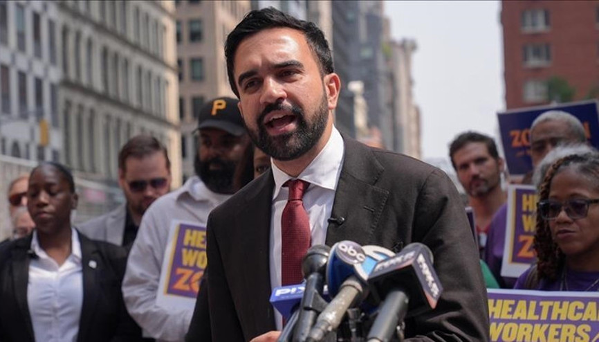 New York Belediye Başkanı Mamdaniden Filistinli öğrenciye destek