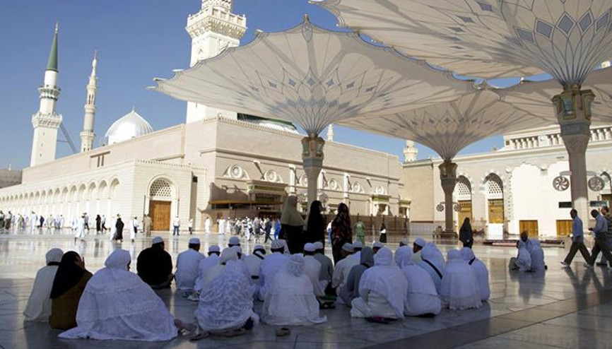 Suudi Arabistanı kuraklık vurdu: Kral Selman umudunu yağmur duasına bağladı