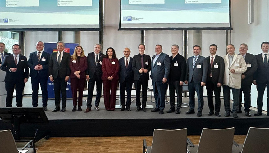 Almanya-Türkiye Ekonomik İşbirliği Stuttgartta masaya yatırıldı