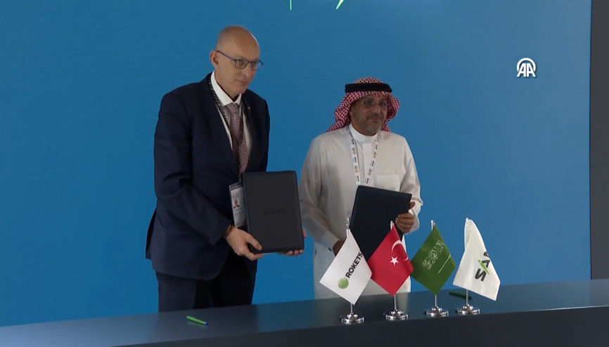 ROKETSAN, milli füzelerle Suudi Arabistanda yeni sözleşmeler imzaladı