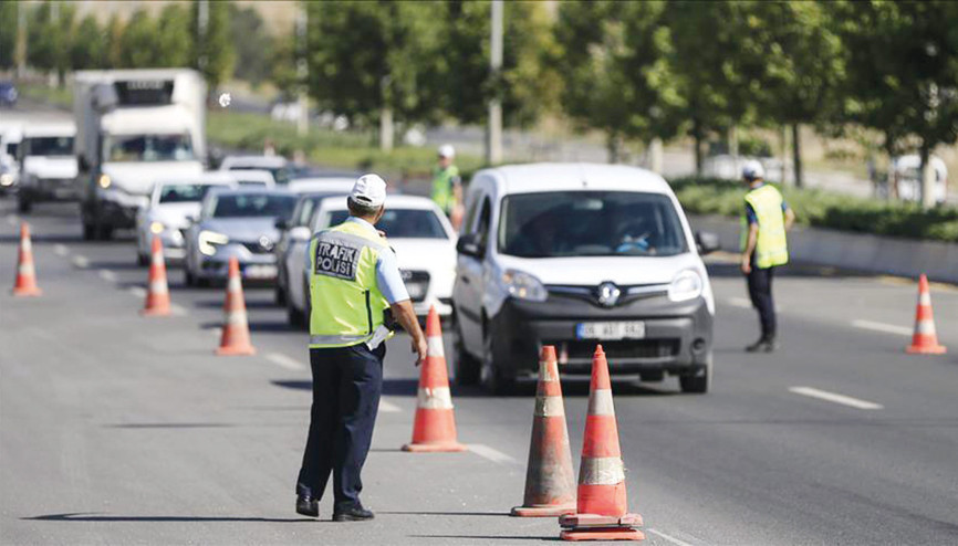 Trafikte yeni dönem... Cezalar katlandı Trafikte yeni dönem... Cezalar katlandı