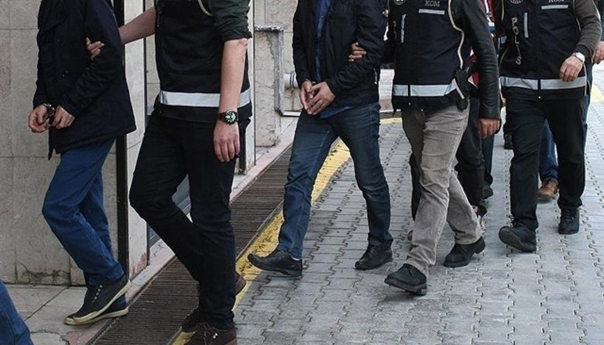 İstanbul merkezli 11 ilde FETÖ/PDY operasyonu: 93 gözaltı