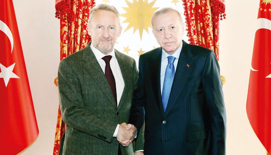 İzzetbegoviç Dolmabahçe’de