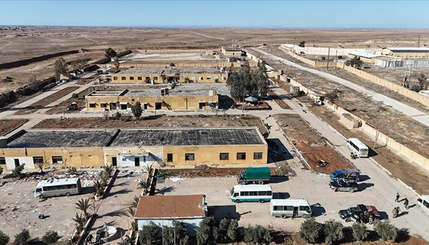 Suriye ordusu, Hasekedeki ABD üssünü teslim aldı