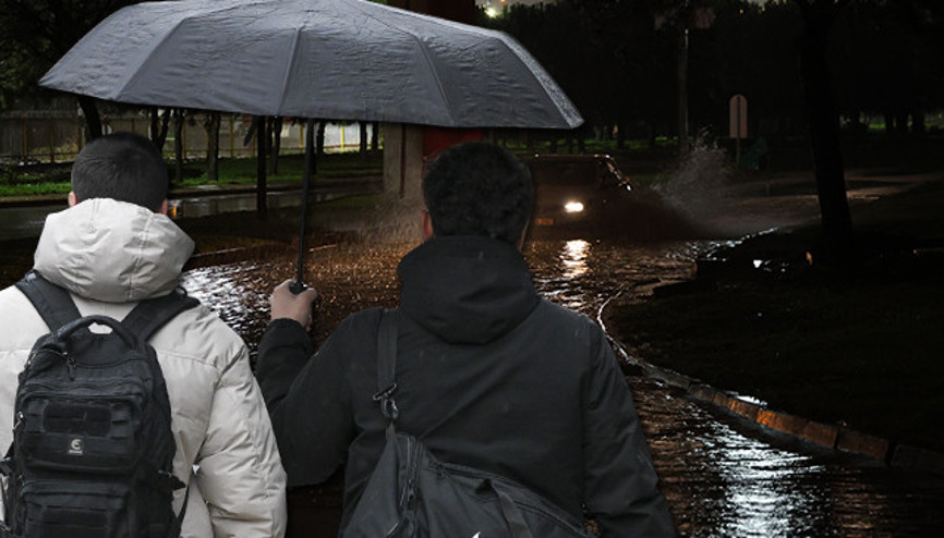 Meteoroloji tarih verdi Hava sıcaklığı 10 derece birden düşüyor: Sağanak yağış ve fırtına geliyor... | 16 ilde sarı alarm verildi