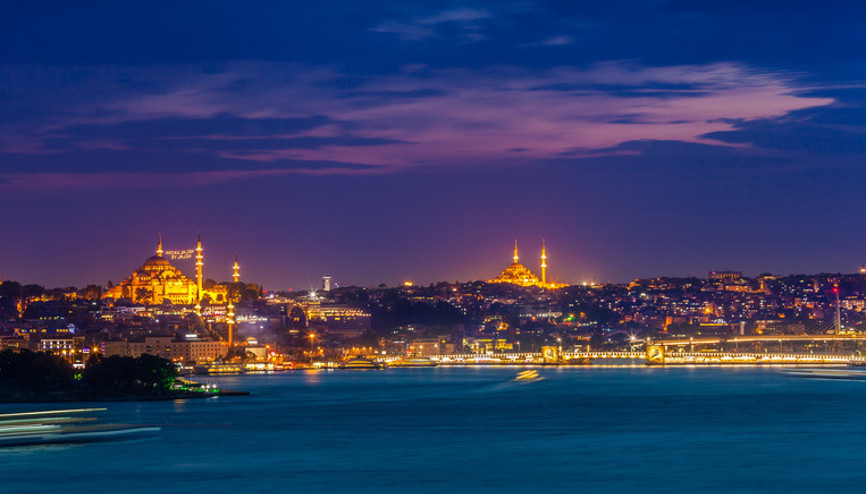 Hayatınızın yeni asistanı Hürriyet Super App, Ramazan ayında da yanınızda | Aylık imsakiye, namaz vakitleri, ezan bildirimleri Kıble ve Kuran özelliğiyle tek uygulamada