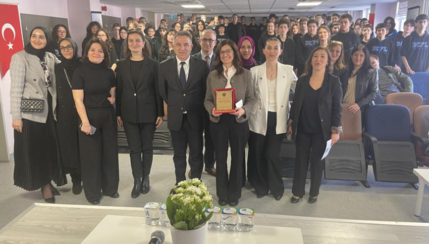 Doğan Cüceloğlu, ölümünün 5’inci yılında adını taşıyan lisede anıldı