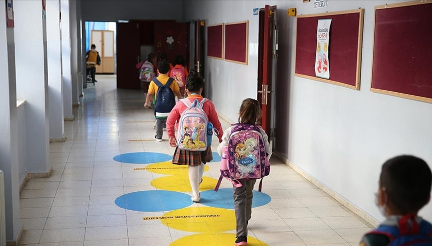 Adananın Feke ilçesinde taşımalı eğitime ara verildi