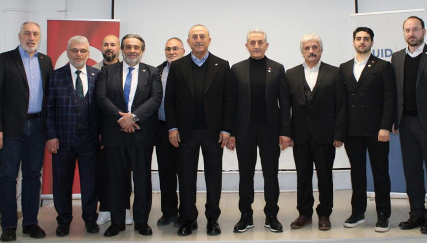 Mevlüt Çavuşoğlunun Münihte UID Bayern buluşması