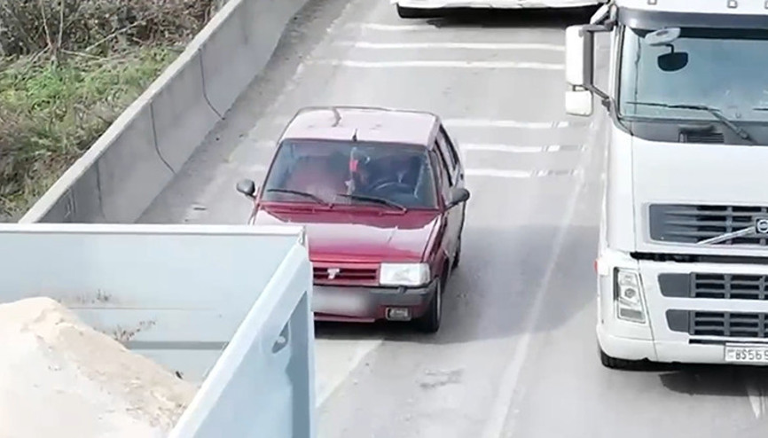 Fark edilmeyeceklerini sandılar: Dron kamerası o anları kayda aldı