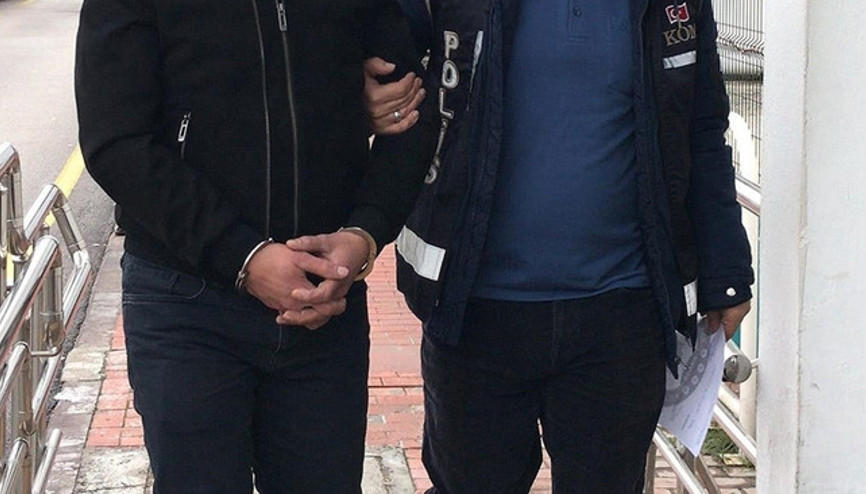 Suç örgütlerine bilgi sızdıranlara operasyon: 17 şüpheli için gözaltı kararı Suç örgütlerine bilgi sızdıranlara operasyon: 17 şüpheli için gözaltı kararı