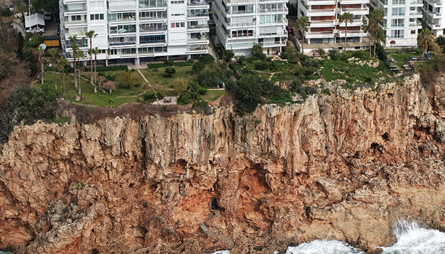Dalış yapan vatandaş kayda alıp ortaya çıkarmıştı: Meğer 40 yıldır kimse fark etmemiş | Belediye tarafından mühürlendi