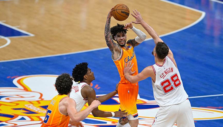 Houston Rockets Charlotte Hornetsa geçit vermedi