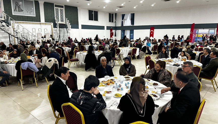 Erdemlide şehit aileleri ve gaziler onuruna iftar