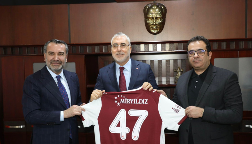 Bakan Işıkhan: Kadınlarda işsizlik oranı, 13 yılın en düşük seviyesinde