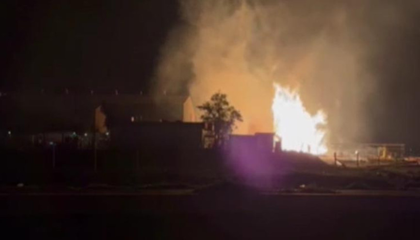 Kerkükte patlama: Gaz hattı alev aldı