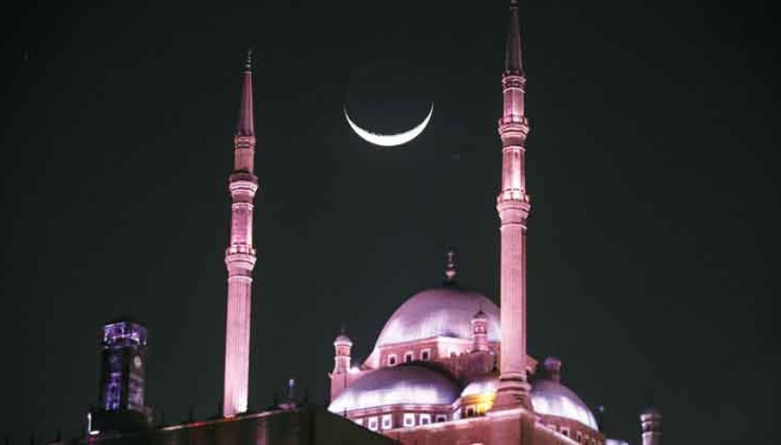 Dünyanın namaz vakitlerini Türk astronomlar hesaplıyor