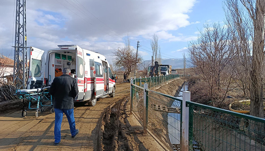 Malatyada altyapı çalışmaları sırasında göçük; 2 yaralı