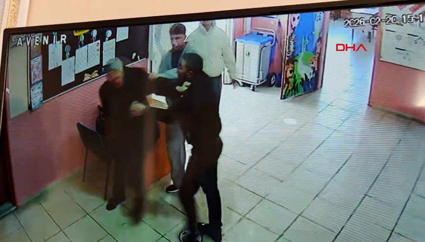 Okul müdürlerine saldırı kamerada