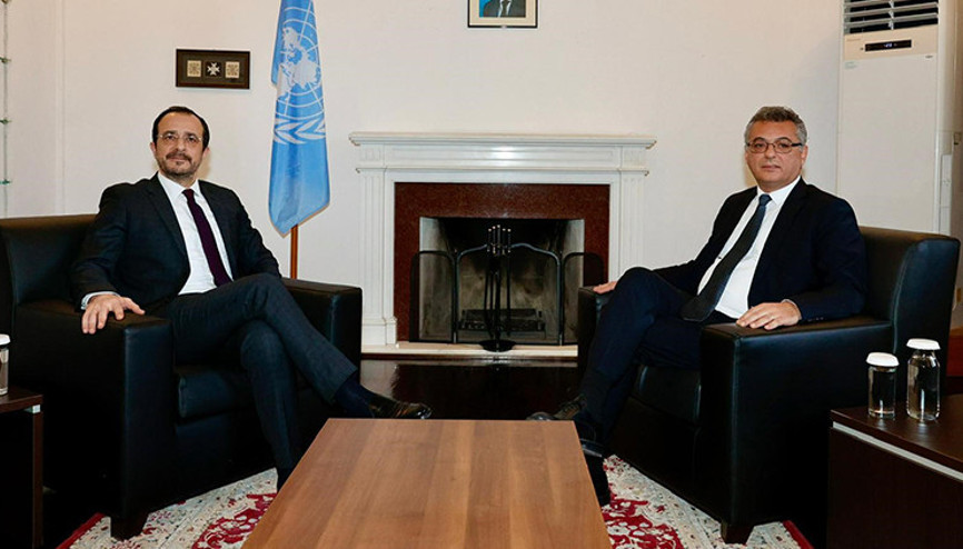 KKTC Cumhurbaşkanı Erhürman, GKRY lideri Hristodulidis ile bir araya geldi