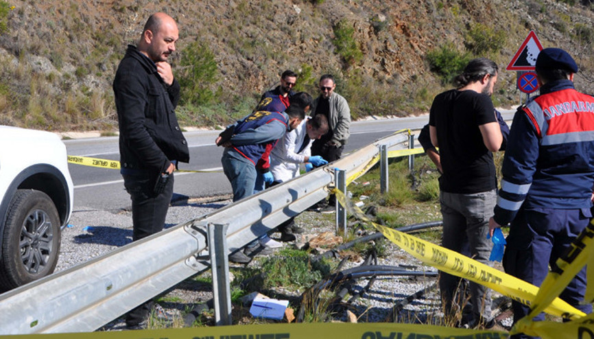 Yol kenarında cansız bedeni bulunmuştu Boğulma izlerine rastlandı, eşi gözaltına alındı