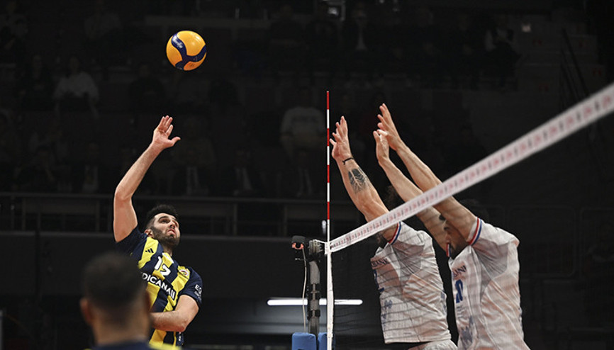 Halkbank, Fenerbahçe Medicanaya set vermedi
