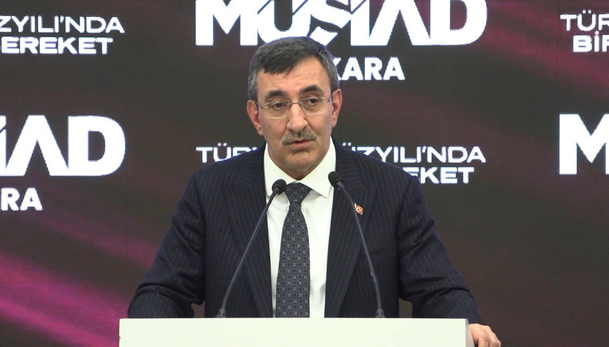 Cevdet Yılmaz: 2026 yılı finansa erişim açısından daha olumlu bir yıl olacak Cevdet Yılmaz: 2026 yılı finansa erişim açısından daha olumlu bir yıl olacak
