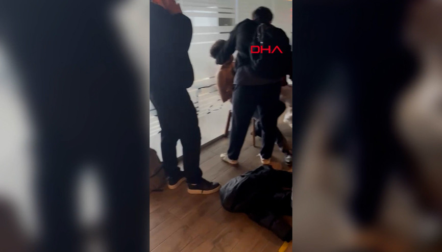 Beyoğlu’nda üniversitede dönem ödevi kavgasında arkadaşını göğsünden bıçakladı