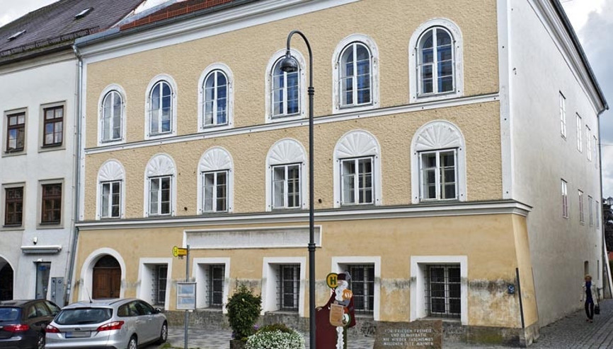 Hitler’in doğduğu ev karakol oluyor