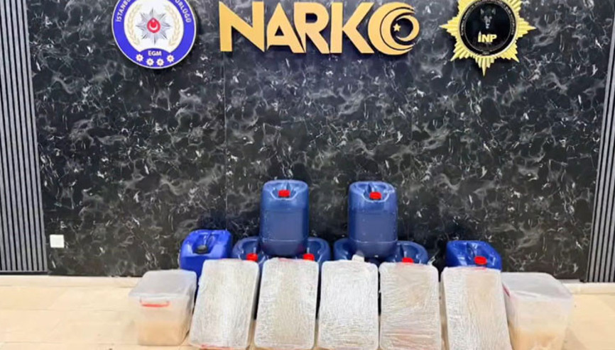 Büyükçekmecede 284 kilogram uyuşturucu ele geçirildi: 3 gözaltı