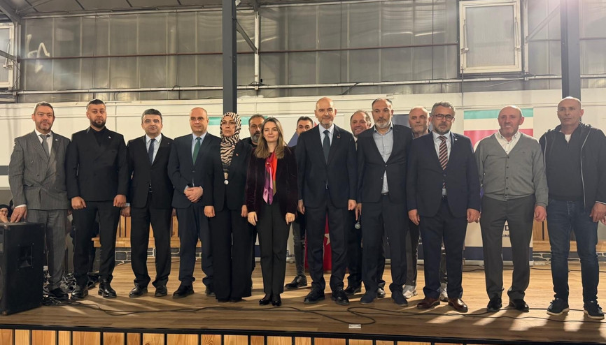 Fransada iftara katılan Süleyman Soylu: Batı ile 300 yıllık makası ilk kez kapatıyoruz