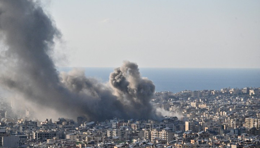 Beyrut, Suudi Arabistan ve Erbilde de şiddetli patlamalar İran dünyayı sarsacak kararı verdi: Hürmüz kapatıldı
