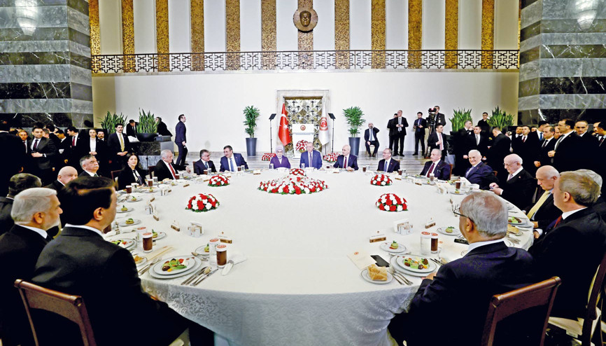 Dünya kritik bir dönemden geçiyor