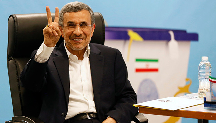 Ahmedinejadın hayatta olduğu iddia edildi Ahmedinejadın hayatta olduğu iddia edildi