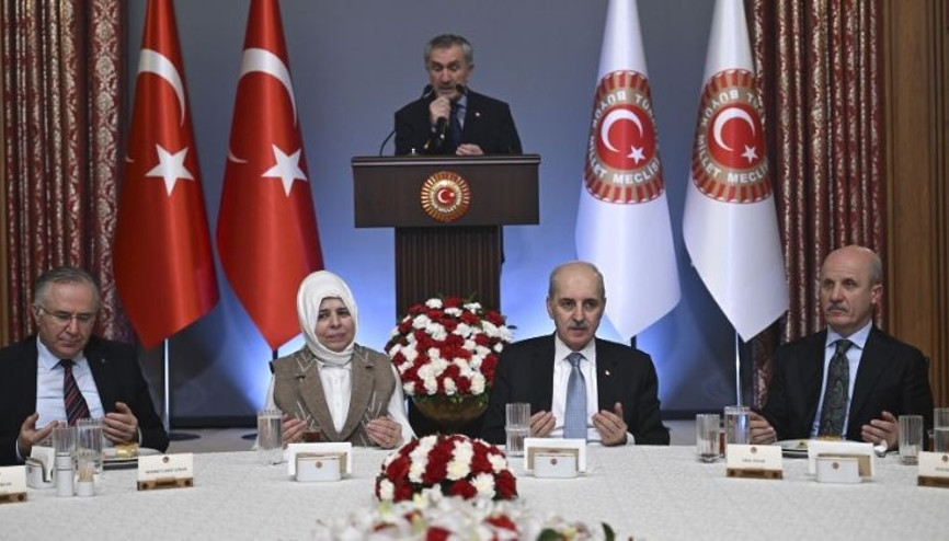 TBMM Başkanı Kurtulmuş: BM Güvenlik Konseyinin kafeden farkı kalmamıştır TBMM Başkanı Kurtulmuş: BM Güvenlik Konseyinin kafeden farkı kalmamıştır