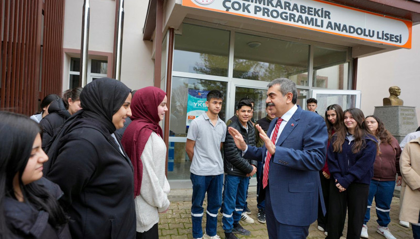Öğrenciler Haberleri - Son Dakika Öğrenciler Hakkında Güncel Haber ve  Bilgiler