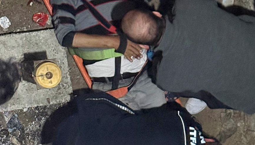 Asansörün kapısını açınca 5 metreden boşluğa düştü Asansörün kapısını açınca 5 metreden boşluğa düştü