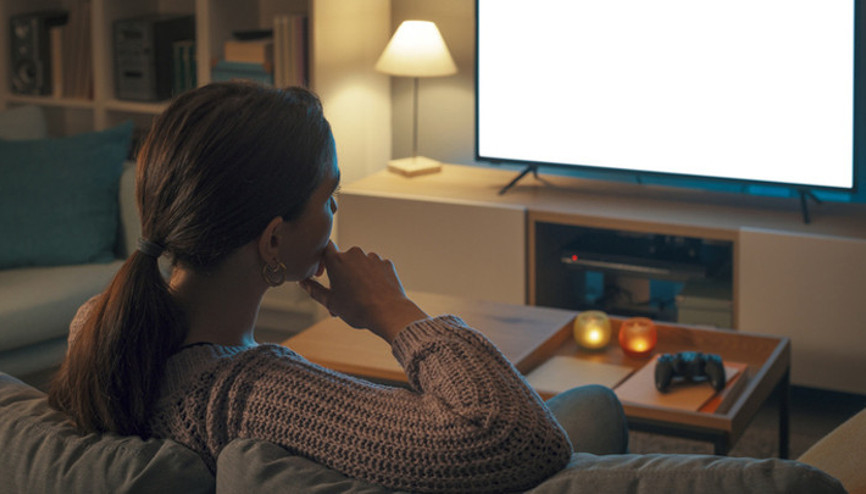 Türkiyede televizyonun tahtı sallanmıyor: Hanelerde günlük 6 saat TV izleniyor Diziler yine zirvede