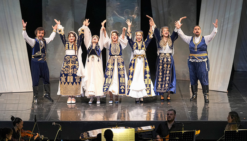 Nefes prömiyerinde salon tek bir soluk oldu