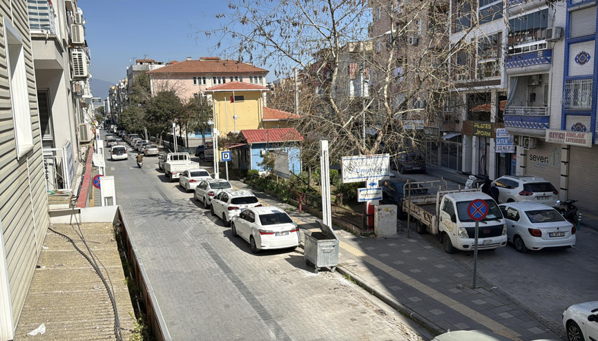 Manisada 3.9 büyüklüğünde deprem