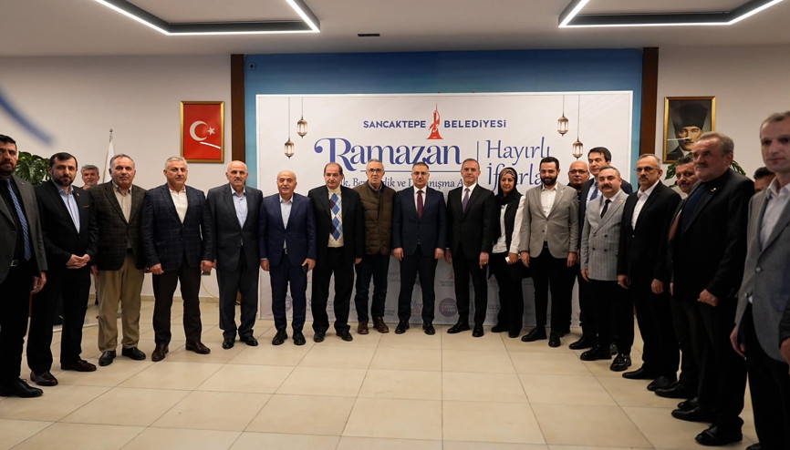 Sancaktepede protokol iftar sofrasında buluştu