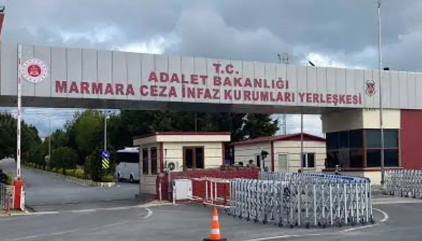 Duruşma salonunda çekilen görüntülere soruşturma