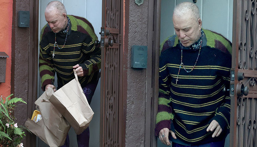 En tepeden en dibe düştü… Sinemanın parlak yıldızı sönüp gitti… Kirasını ödeyemediği evinden atıldı