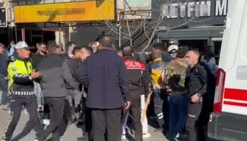 Manisada bıçaklı kavga: 2 ölü, 1 yaralı